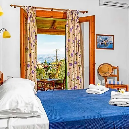 Sleeps 10 Pool Air Con Wifi Villa