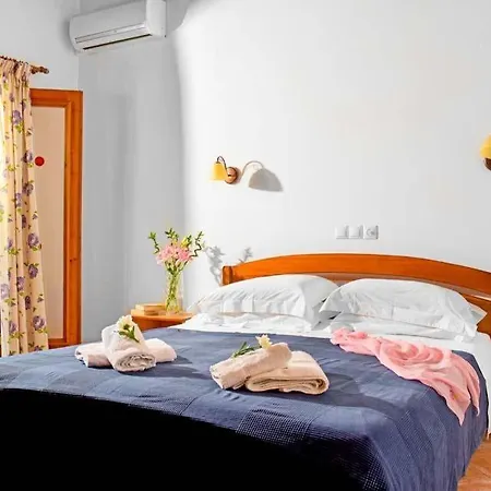 Sleeps 10 Pool Air Con Wifi Willa Kassiopi