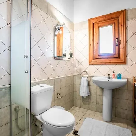 Sleeps 10 Pool Air Con Wifi *